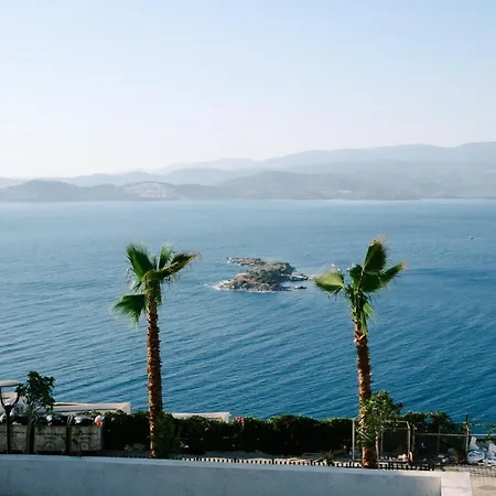 Apartman Sea View W Garden Balcony By Beach In