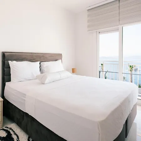 Sea View W Garden Balcony By Beach In Daire *