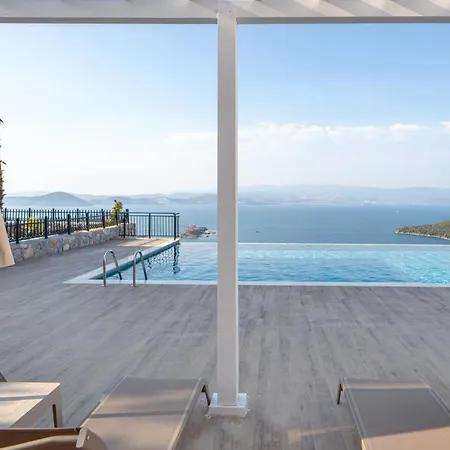 Sea View W Garden Balcony By Beach In Daire Milas